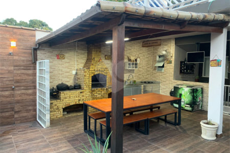 Casa à venda com 4 quartos, sendo 2 suítes,  em Santana, Itaguaí, RJ