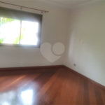Casa à venda com 4 quartos, sendo 2 suítes,  no condomínio Lake Louise, São Paulo - SP