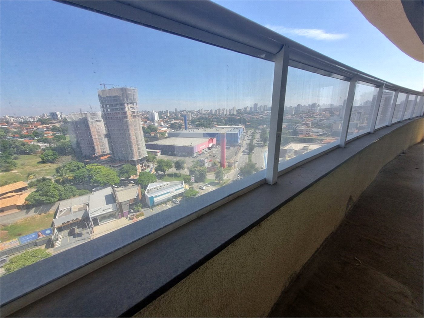 Apartamento à venda com 4 quartos, sendo 3 suítes, em Jardim Judith, Sorocaba, SP