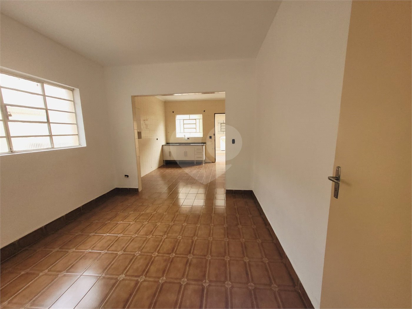 Casa à venda com 3 quartos, sendo 1 suíte, em Parque Maria Domitila, São Paulo, SP