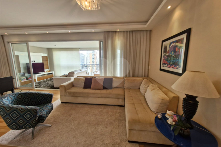 Apartamento à venda ou para alugar com 4 quartos, sendo 3 suítes, em Santa Teresinha, São Paulo, SP