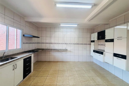 Casa para alugar com 3 quartos, sendo 1 suíte,  em Wanel Ville, Sorocaba, SP