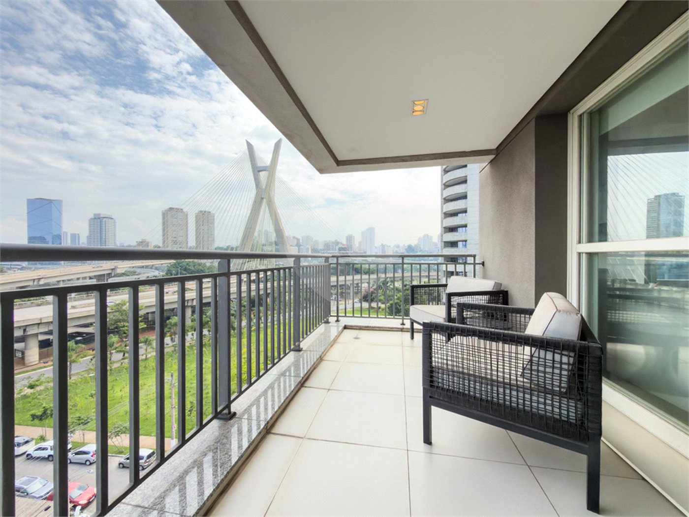 Apartamento à venda com 1 suíte em Cidade Monções, São Paulo, SP
