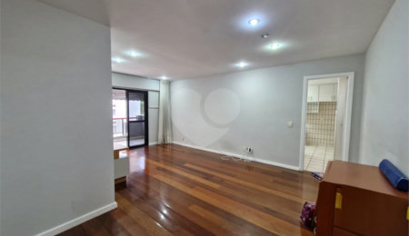 Apartamento à venda com 3 quartos, sendo 1 suíte,  em Tijuca, Rio de Janeiro, RJ
