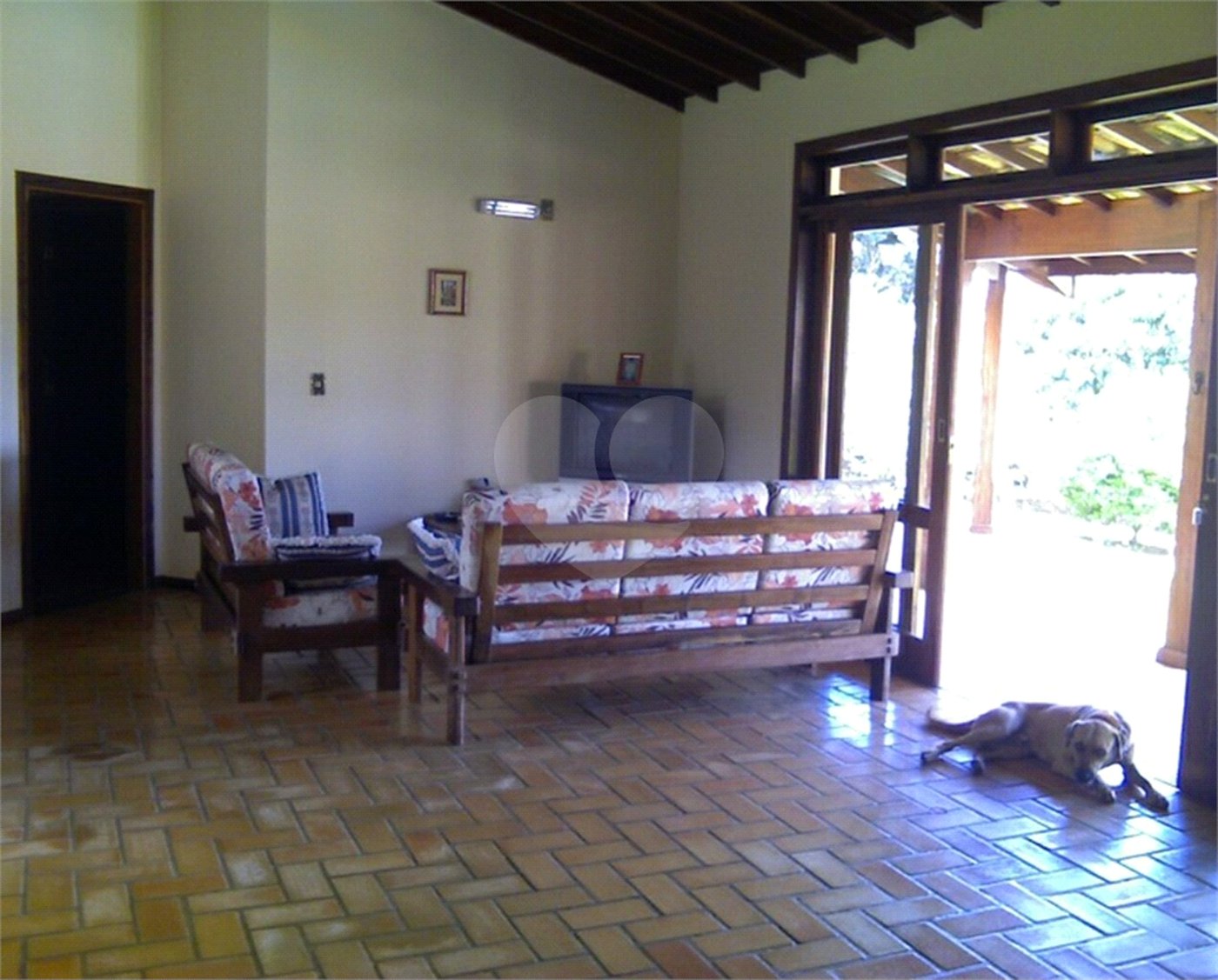 Casa à venda com 2 quartos, sendo 1 suíte, no condomínio Novo Horizonte, Piracaia - SP