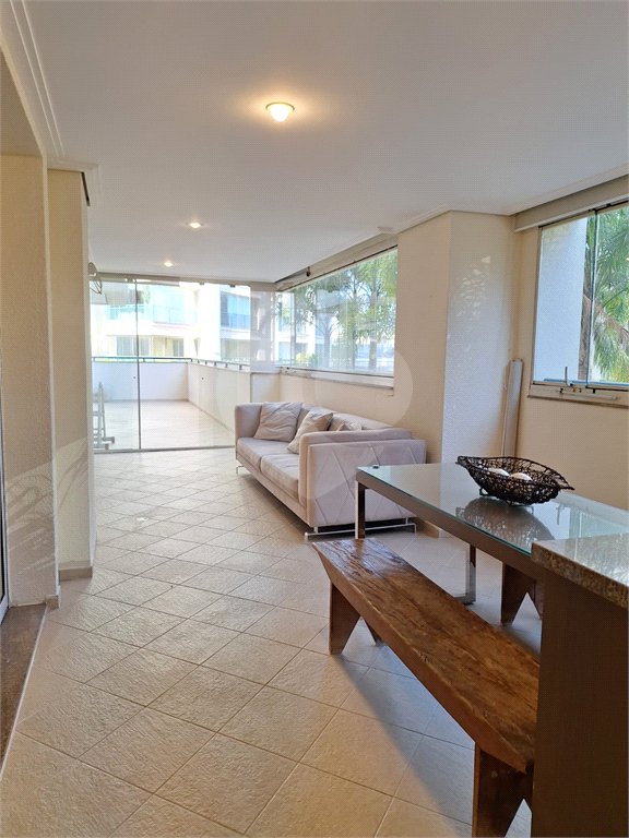 Apartamento à venda com 4 quartos, sendo 3 suítes,  em Vila Gertrudes, São Paulo, SP