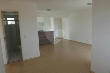 Apartamento à venda com 3 quartos, sendo 1 suíte, em Cidade São Francisco, São Paulo, SP