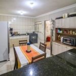 Sobrado à venda com 4 quartos, sendo 1 suíte, em Residencial Monte Verde, Indaiatuba, SP
