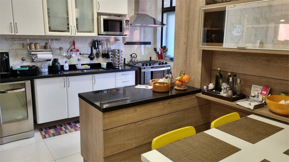 Apartamento à venda com 3 quartos, sendo 1 suíte, em Brooklin Paulista, São Paulo, SP