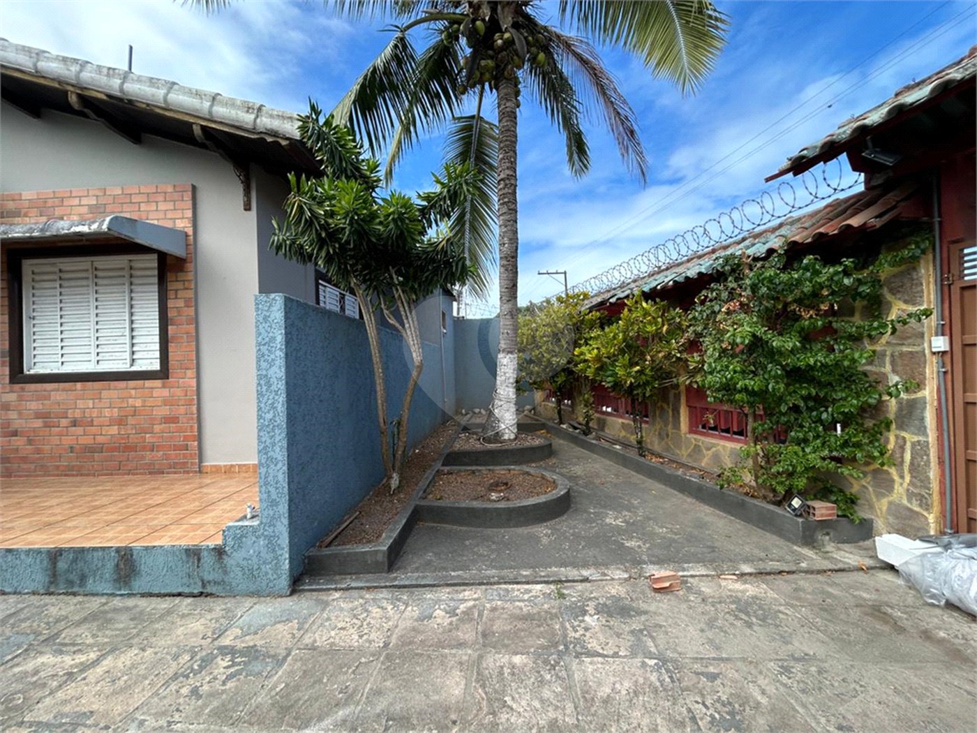 Casa à venda com 3 quartos, sendo 1 suíte, em Campinho, Porto Seguro, BA