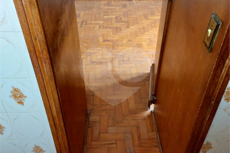 Sobrado à venda com 5 quartos, sendo 1 suíte, em Vila Brasilina, São Paulo, SP