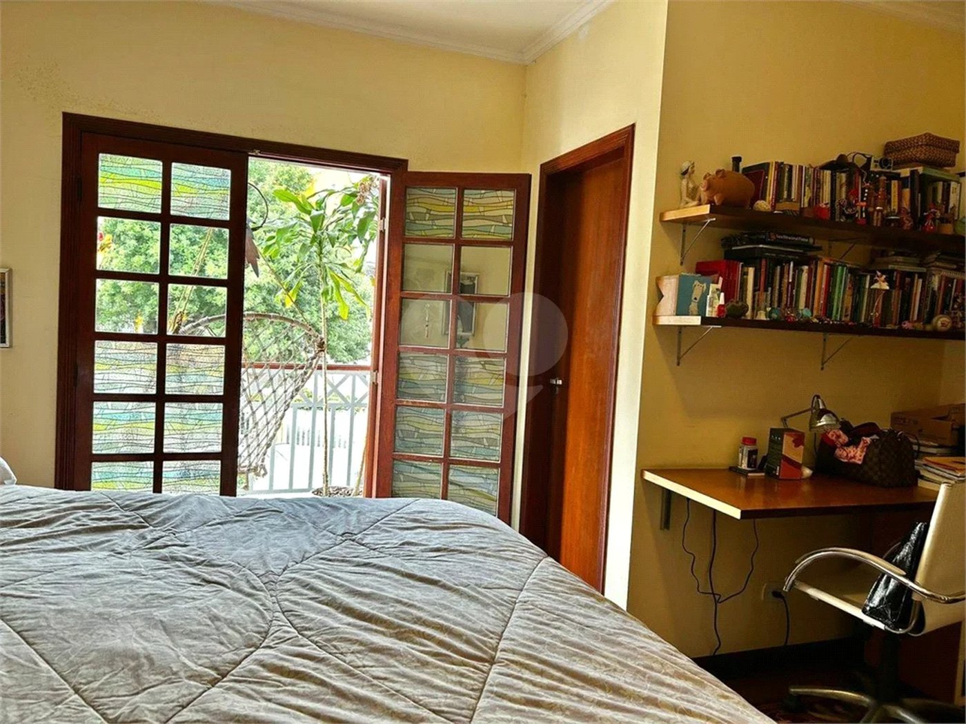 Excelente Sobrado na Vila Matilde. Venha fazer uma visita.