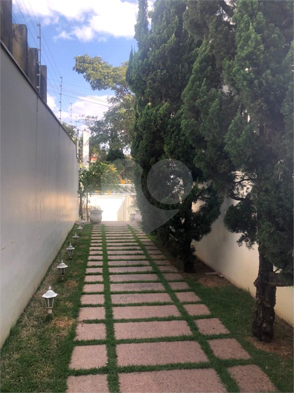 Casa à venda com 4 suítes em Caxingui, São Paulo, SP
