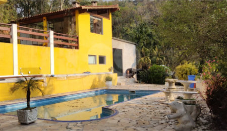 Casa à venda com 4 quartos, sendo 1 suíte,  em Serra da Cantareira, Mairiporã, SP