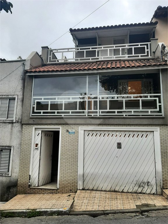 Sobrado à venda com 3 quartos, sendo 2 suítes, em Santana, São Paulo, SP