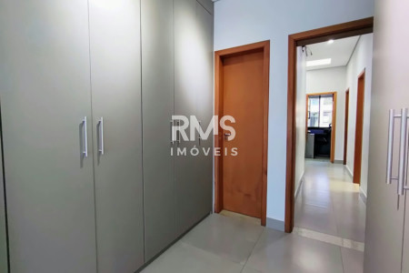 Casa à venda com 3 quartos, sendo 1 suíte, no condomínio Residencial Mont Blanc, Itu - SP