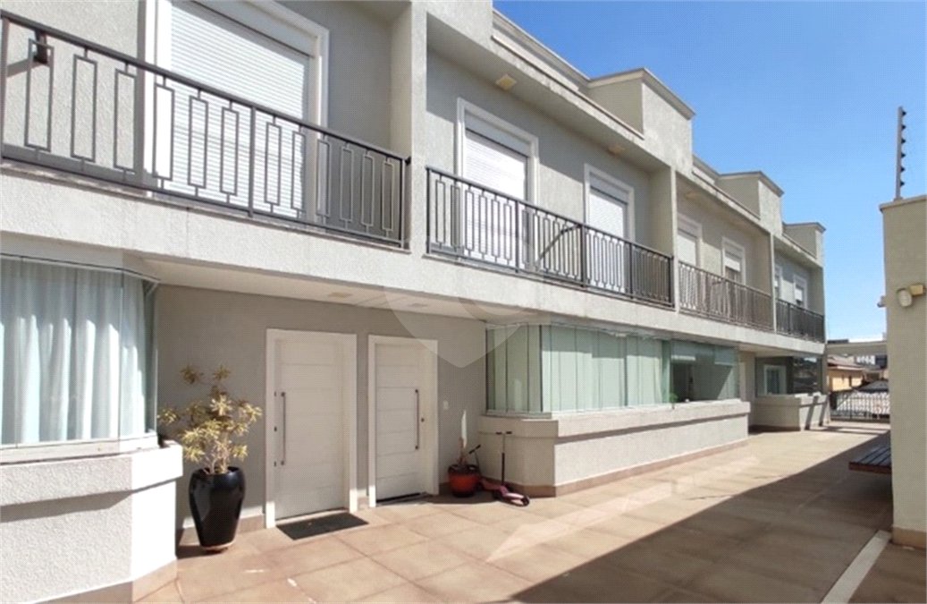 Casa à venda com 2 suítes no condomínio Residencial Lima e Silva, São Paulo - SP