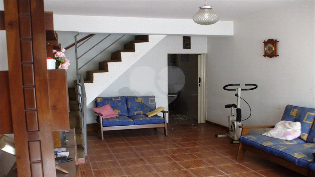 Sobrado à venda com 3 quartos em Chora Menino, São Paulo, SP