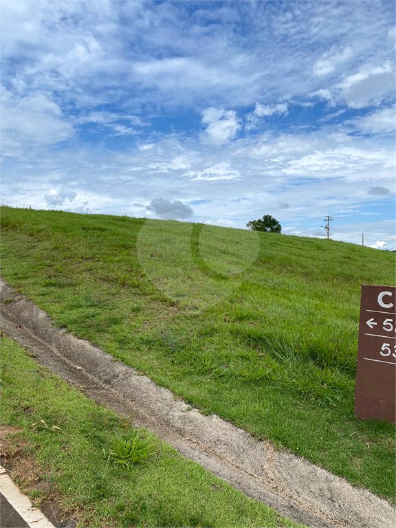 Terreno à venda no condomínio Ninho Verde II, Pardinho - SP