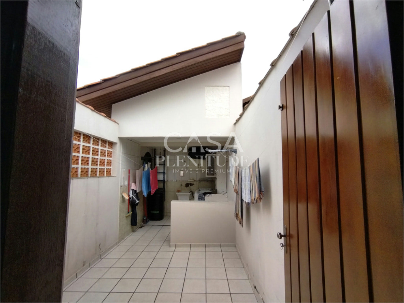 Sobrado à venda com 3 quartos, sendo 1 suíte, em Jardim Dois Corações, Sorocaba, SP