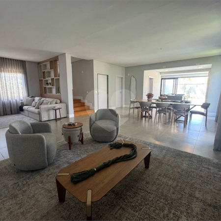 Casa à venda com 4 suítes no condomínio Villas do Golf, Itu - SP