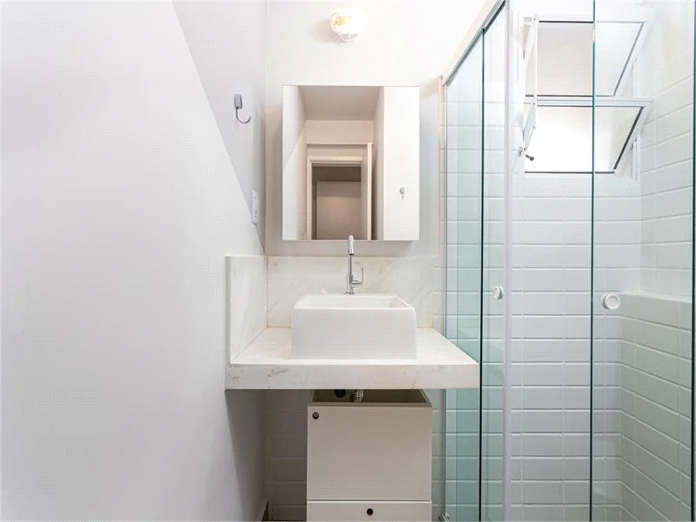 Apartamento à venda com 4 quartos, sendo 2 suítes, em Pinheiros, São Paulo, SP