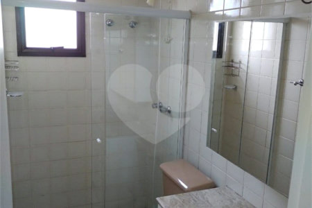Apartamento à venda com 3 quartos, sendo 1 suíte, em Saúde, São Paulo, SP