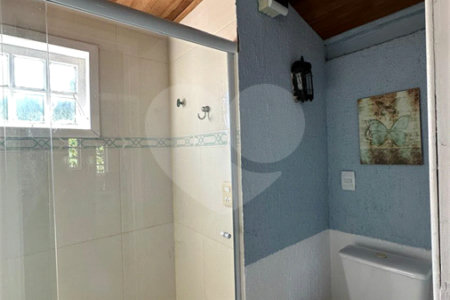 Casa em condomínio à venda com 3 quartos, sendo 2 suítes,  em Peró, Cabo Frio, RJ
