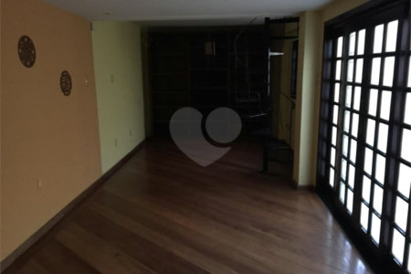 Sobrado à venda com 3 quartos, sendo 2 suítes, em Planalto Paulista, São Paulo, SP