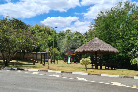 Casa à venda com 3 suítes no condomínio Terras de São Francisco, Vinhedo - SP