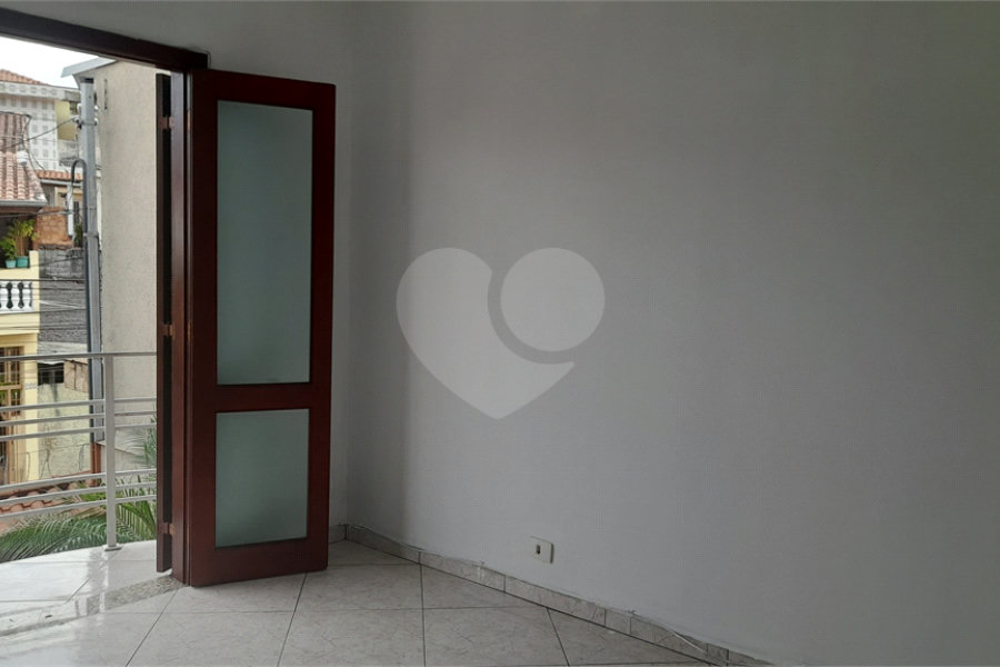 Sobrado à venda com 3 quartos, sendo 1 suíte, em Tremembé, São Paulo, SP