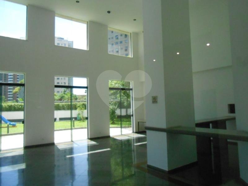 Apartamento à venda com 4 suítes em Vila Suzana, São Paulo, SP