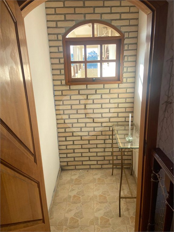 Sobrado à venda com 3 quartos, sendo 1 suíte,  em Jardim Selma Helena, Poá, SP