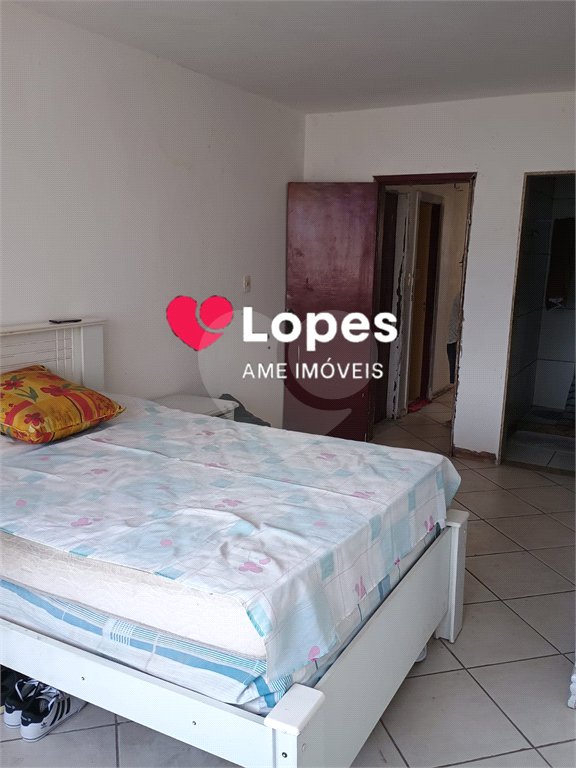 Casa à venda com 7 quartos, sendo 2 suítes, em Campo Grande, Rio de Janeiro, RJ