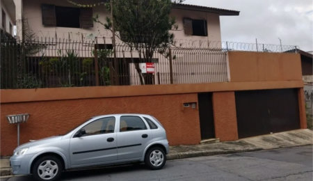 Sobrado à venda com 3 quartos, sendo 1 suíte,  em Jardim Pinheiros, São Paulo, SP