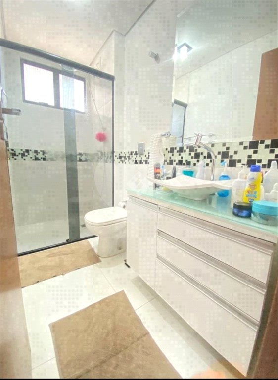 Apartamento à venda com 3 quartos, sendo 1 suíte, em Alvorada, Cuiabá, MT