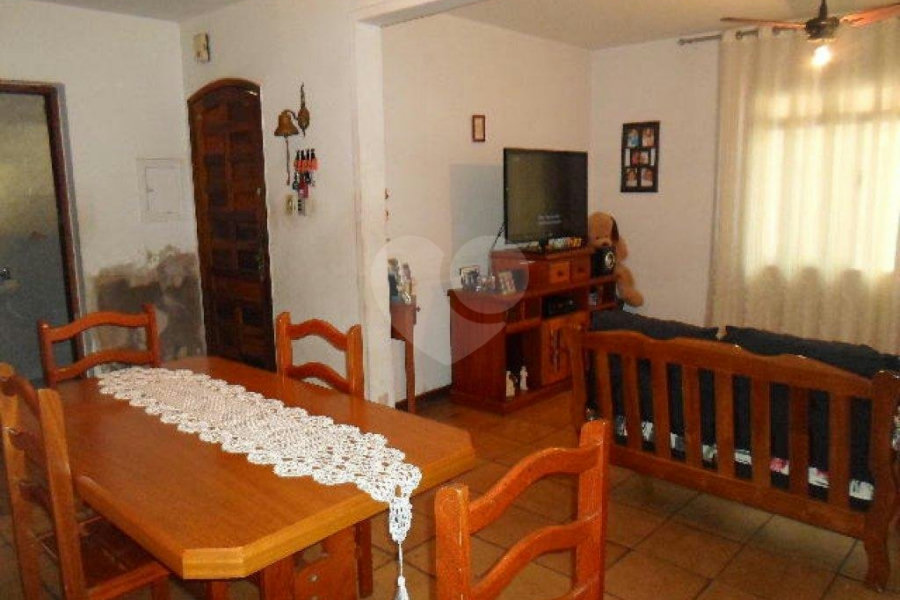 Sobrado à venda com 3 quartos em Água Fria, São Paulo, SP