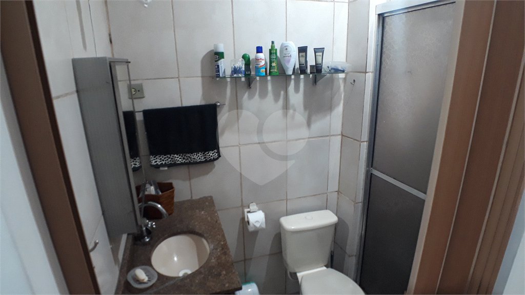 Casa Térrea à venda com 5 quartos, sendo 2 suítes,  em Parada Inglesa, São Paulo, SP
