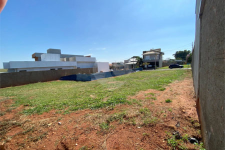 Terreno à venda em Residencial Volpi, Araraquara, SP