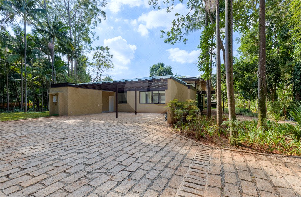 Casa à venda com 5 suítes no condomínio Chácara Flora, São Paulo - SP