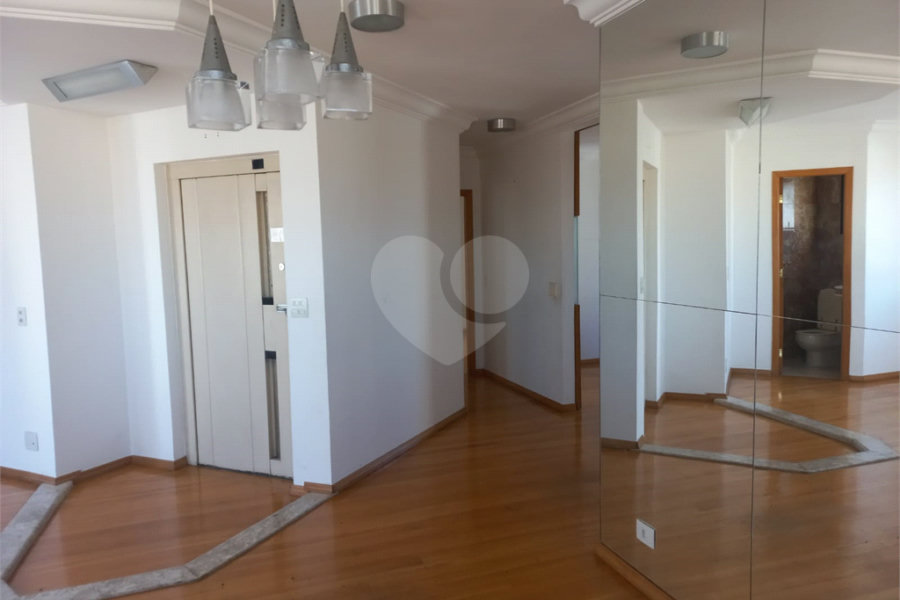 Apartamento à venda com 3 quartos, sendo 2 suítes, em Santana, São Paulo, SP