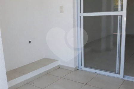 Apartamento à venda ou para alugar com 2 quartos em Vila Santa Isabel, São Roque, SP