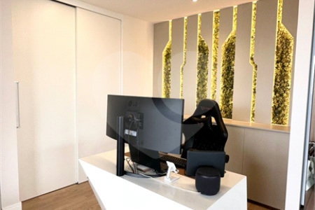 Apartamento de 140 m², 2 dormitórios sendo uma suìte, 3 vagas - Campo Belo/SP.