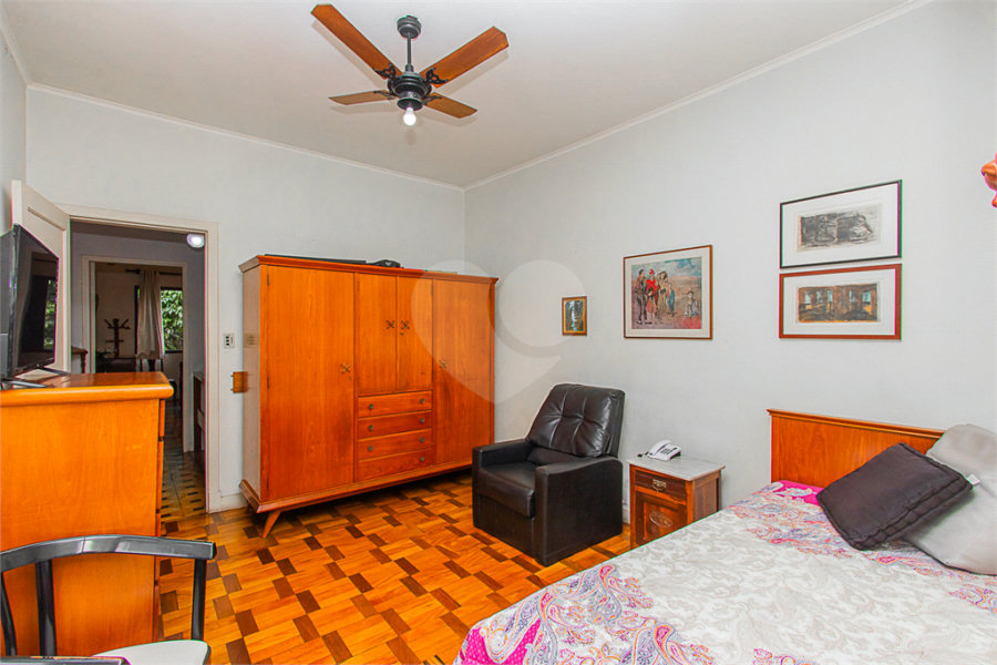 Sobrado à venda com 5 quartos em Vila Mariana, São Paulo, SP
