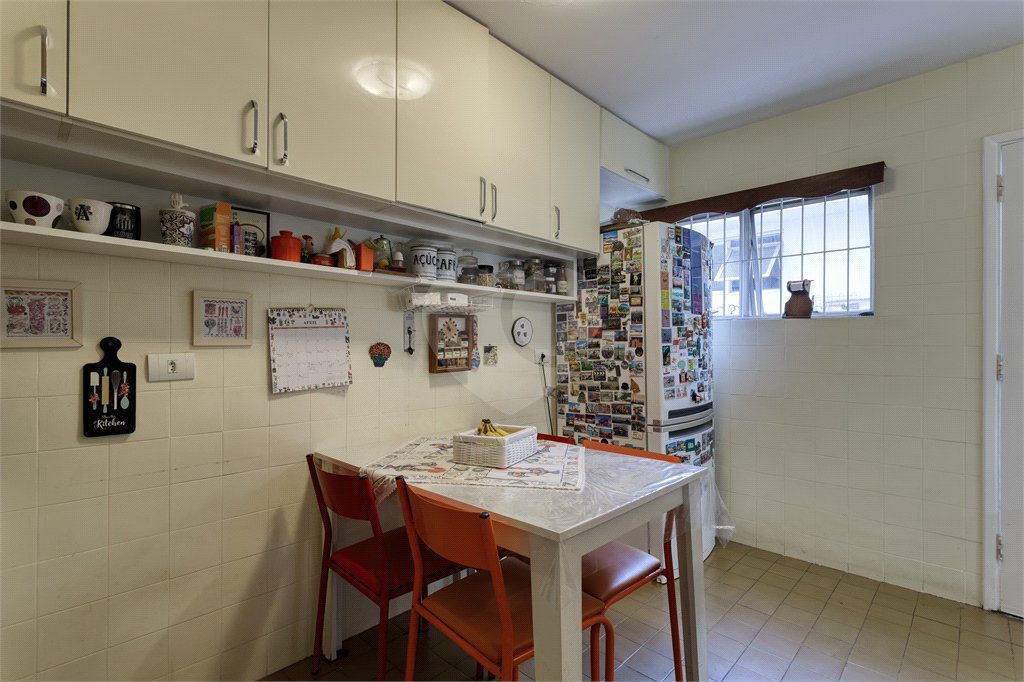 Sobrado à venda com 3 quartos, sendo 1 suíte,  em Alto da Boa Vista, São Paulo, SP