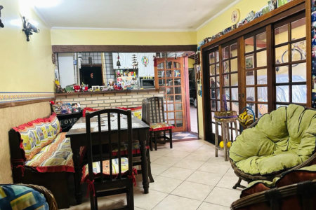 Casa Térrea à venda com 4 quartos, sendo 1 suíte, em Interlagos, São Paulo, SP