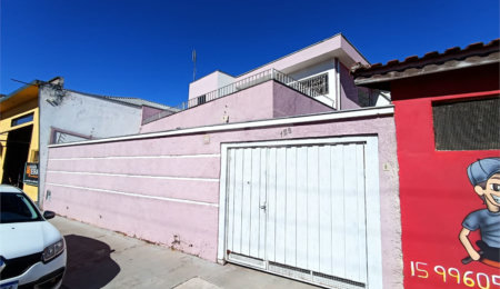 Casa à venda com 3 quartos, sendo 1 suíte, no Centro, Itapetininga, SP