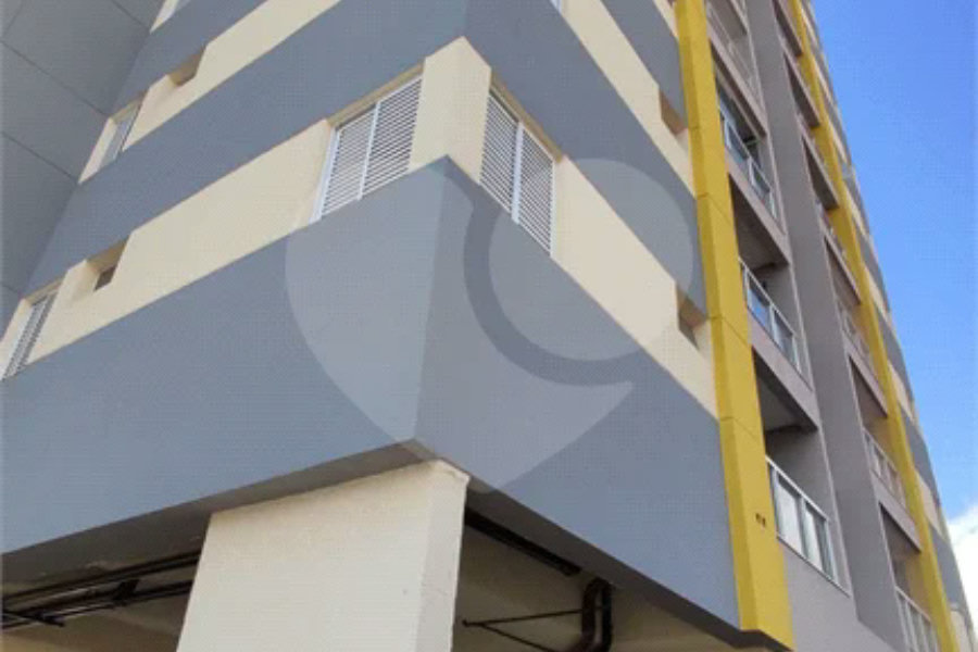 Vende-se apartamento no Edifício Residencial Flor do Ipê