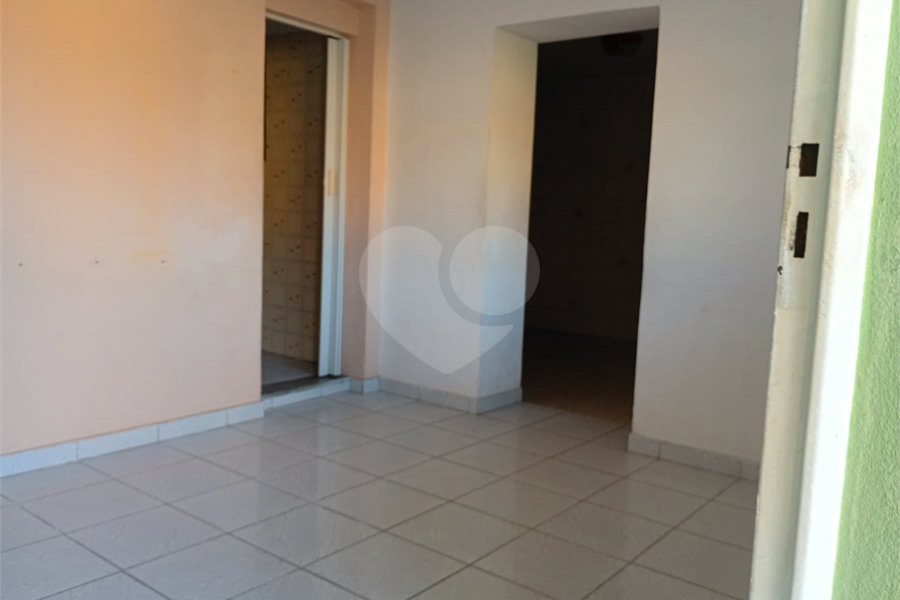 Casa Térrea à venda com 3 quartos em Vila Maria Eugenia, São Paulo, SP