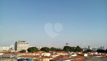 Sobrado à venda com 4 quartos em Vila Guilherme, São Paulo, SP